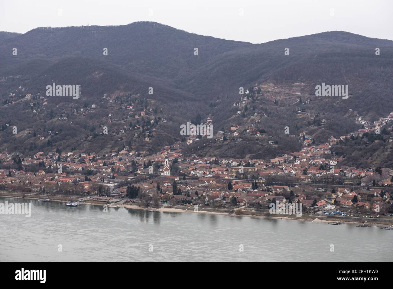 Visegrad - Nagymaros : littoral et collines du Danube, Hongrie Banque D'Images