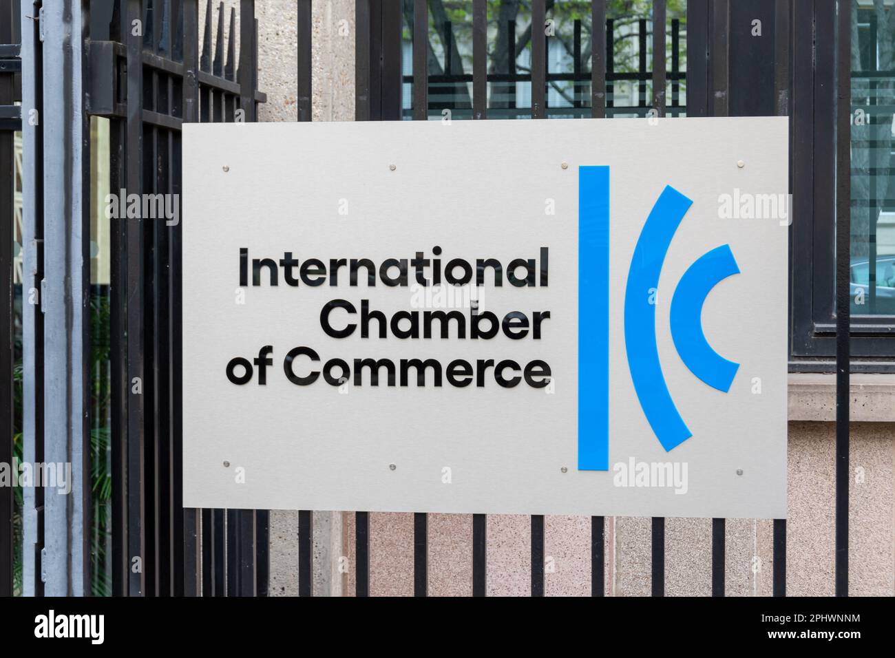 Signe à l'entrée de la Chambre de commerce internationale (CCI), une  organisation représentant des milliers d'entreprises dans 130 pays à  travers le monde Photo Stock - Alamy