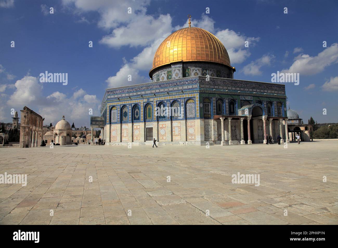 Mosquée d'Al-aqsa (dôme du Rocher) dans la vieille ville. Il y a de nombreux bâtiments historiques dans la cour de la mosquée Masjid Aksa. Banque D'Images