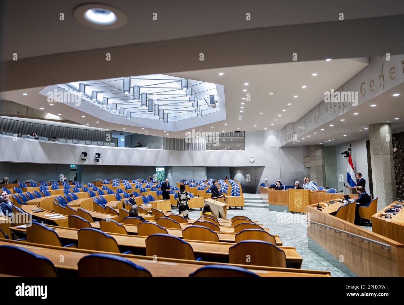 LA HAYE - Henk Nijboer (PvdA) lors d'un débat à la Chambre des représentants sur le fait de ne pas réaliser les ambitions de construction de logements. ANP REMKO DE WAAL pays-bas hors - belgique hors Banque D'Images
