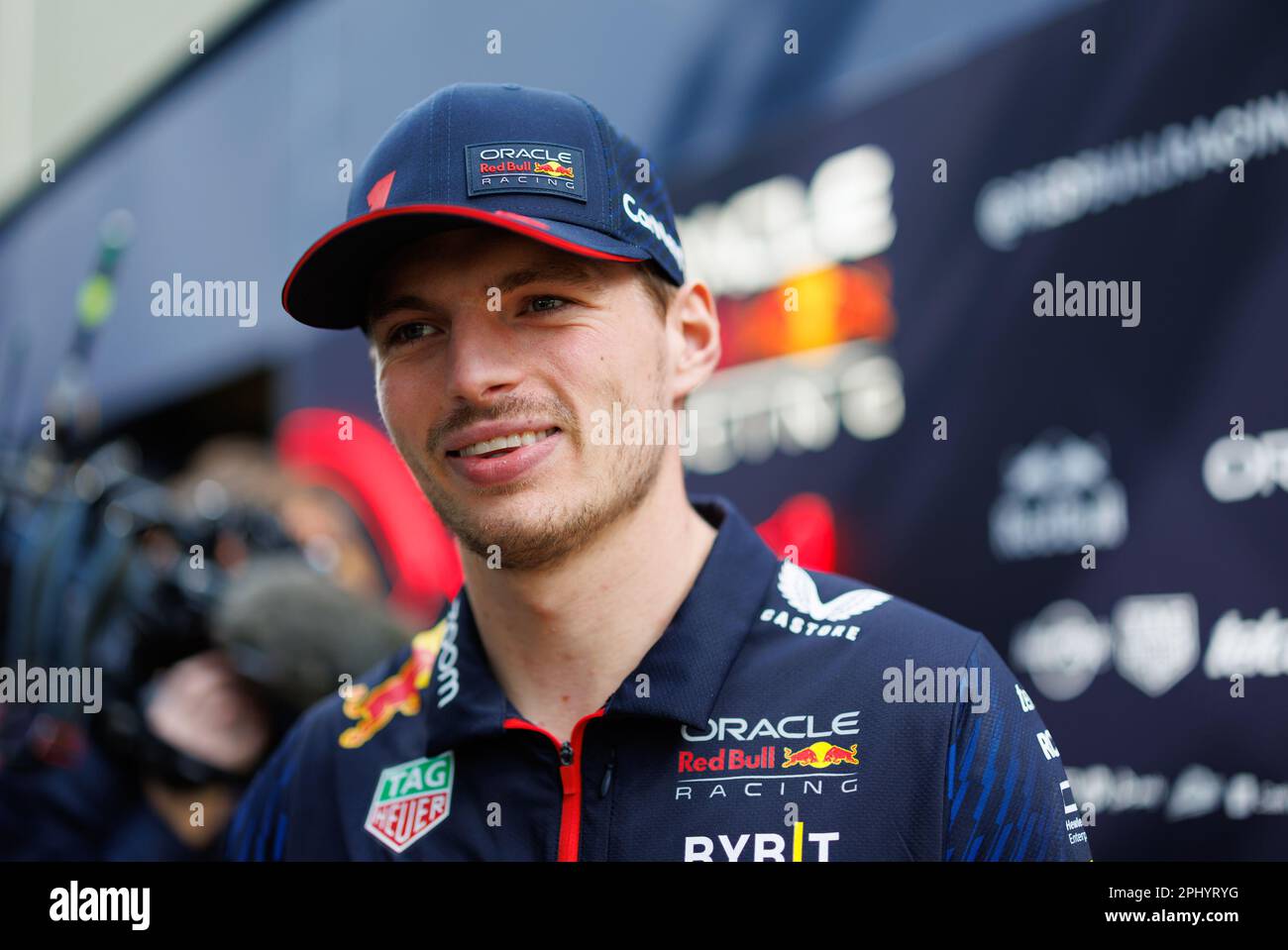 Albert Park, 30th mars 2023 Max Verstappen (NED) de l'équipe Red Bull fait une interview dans le paddock. Corleve/Alay Live News Banque D'Images