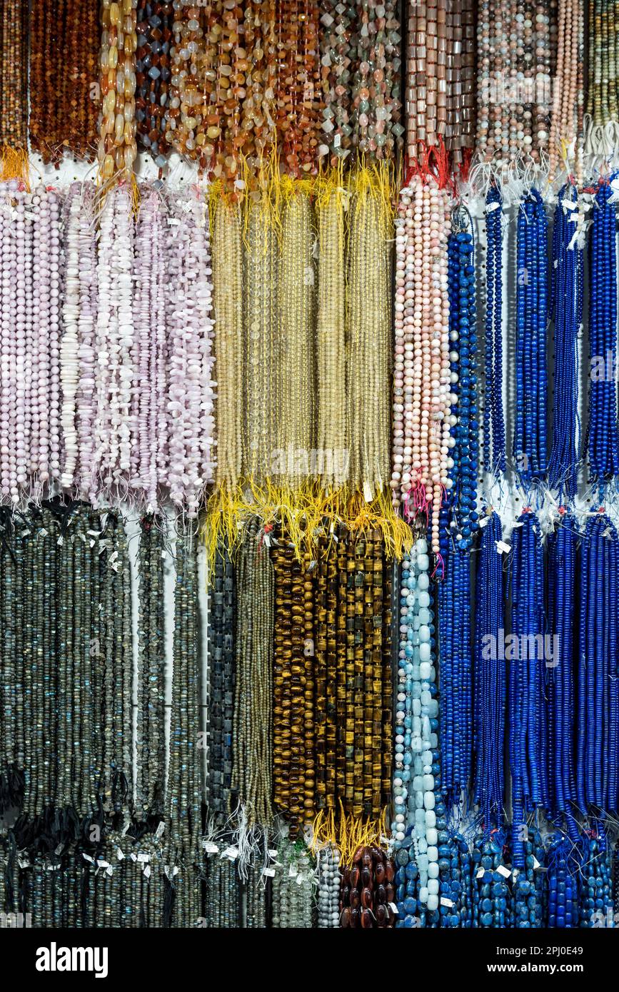 Colliers en pierres précieuses, perles, coraux, stand de Kunar Gems, Inhorgenta, salon des montres bijoux pierres précieuses, luxe, Munich Banque D'Images