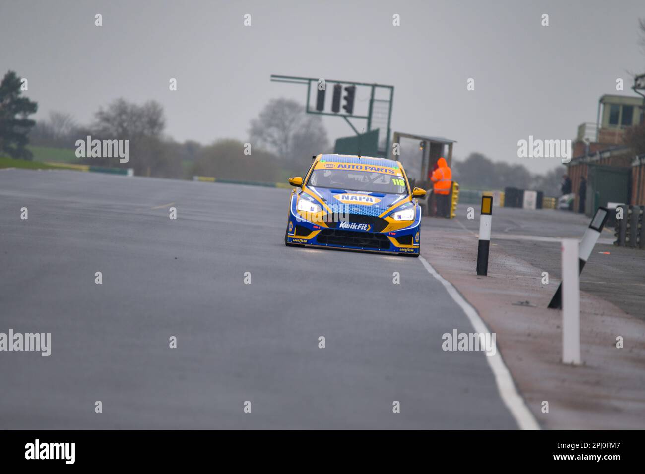 NAPA Racing UK, Ford Focus, Ash Sutton, BTCC, numéro 116, Voitures de tourisme britanniques, circuit Croft Banque D'Images