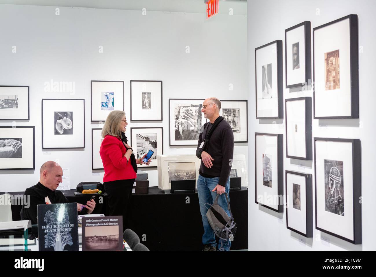 New York, NY, États-Unis. 30th mars 2023. Le salon de la photographie de l'Association internationale des marchands d'art photographique (AIPAD) a ouvert, avec près de 50 exposants des États-Unis et de l'Argentine, de l'Autriche, de la France, du Japon, des pays-Bas, Et le Royaume-Uni montrant des images des débuts de la photographie jusqu'à nos jours. Dans la galerie de Contemporary Works/Vintage Works. Credit: Ed Lefkowicz/Alay Live News Banque D'Images