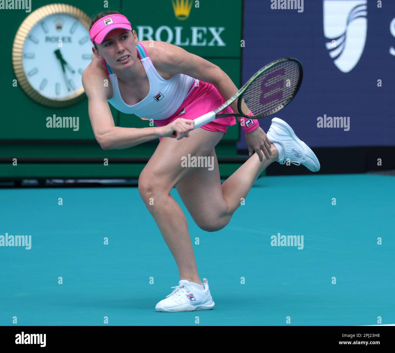 Miami Gardens, États-Unis. 30th mars 2023. Ekaterina Alexandrova, de Russie, a fait son retour à Petra Kvitova, de la République tchèque, lors du match de demi-finale de l'Open de Miami au stade Hard Rock de Miami Gardens, en Floride, jeudi, 30 mars 2023. Photo de Gary I Rothstein/UPI crédit: UPI/Alay Live News Banque D'Images