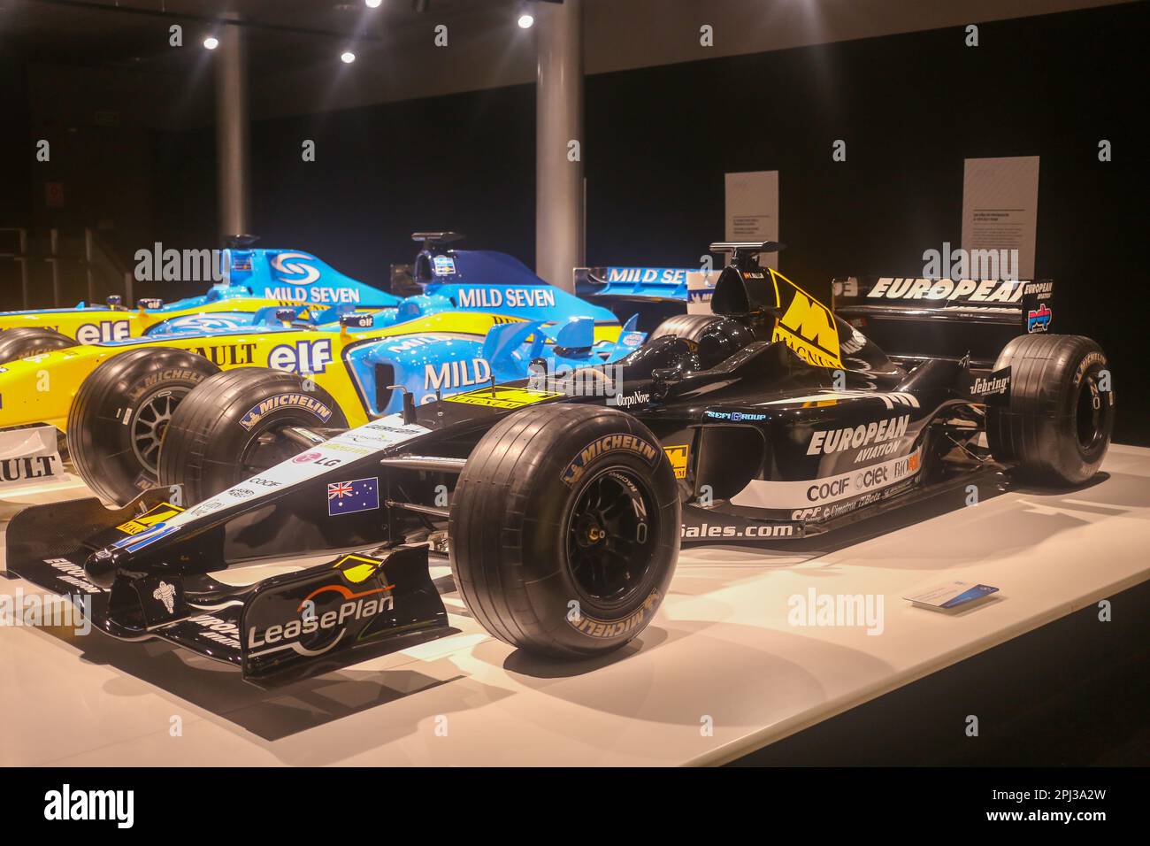 Cayes, Espagne. 30th mars 2023. Cayes, ESPAGNE: Le Minardi où il a débuté en Formule 1 lors d'une visite au musée Fernando Alonso, sur 30 mars 2023, au musée et circuit Fernando Alonso, Cayes, Espagne. (Photo d'Alberto Brevers/Pacific Press) crédit: Pacific Press Media production Corp./Alamy Live News Banque D'Images