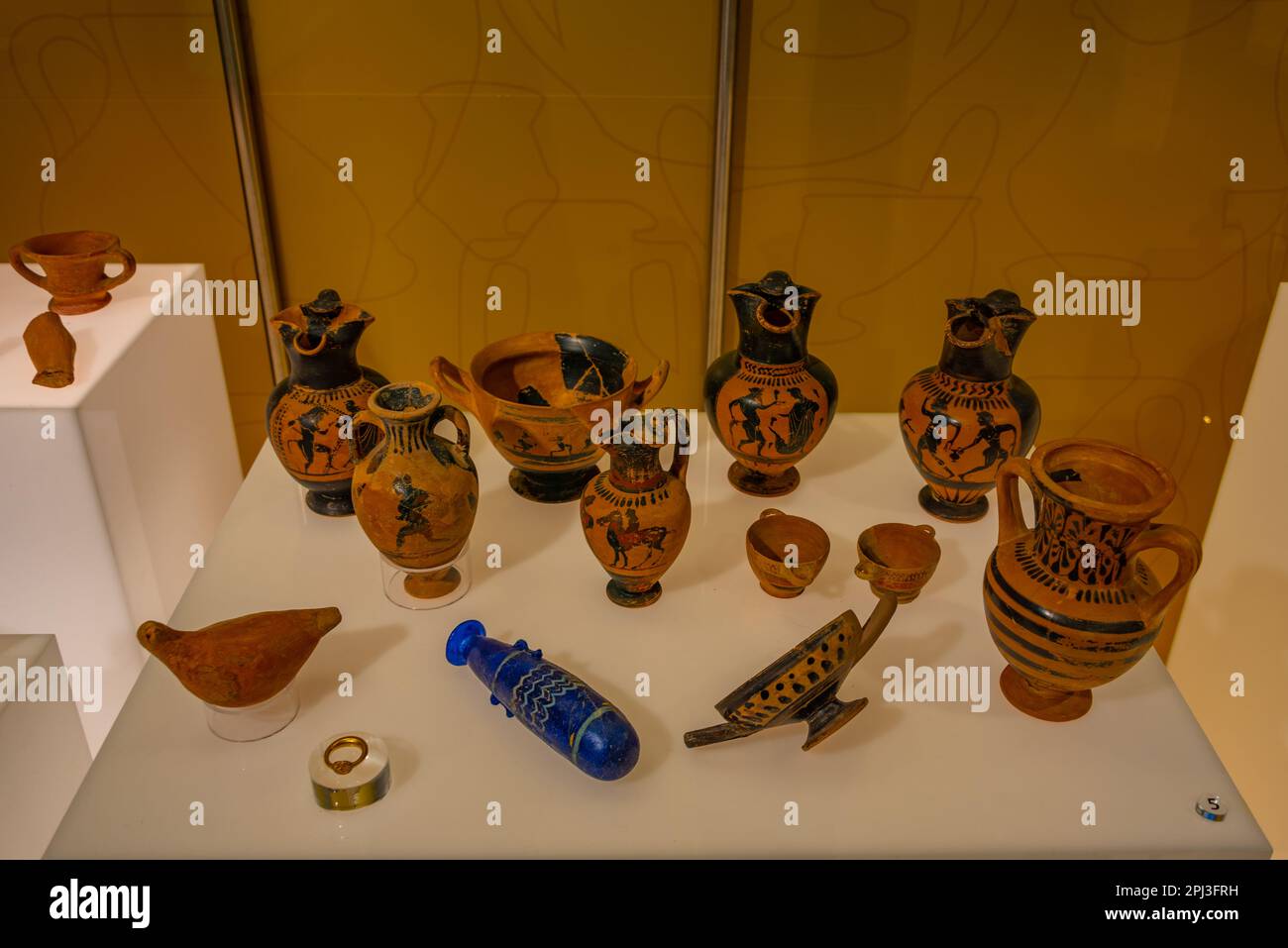 L'escala, Espagne, 27 mai 2022 objets d'art au musée des ruines