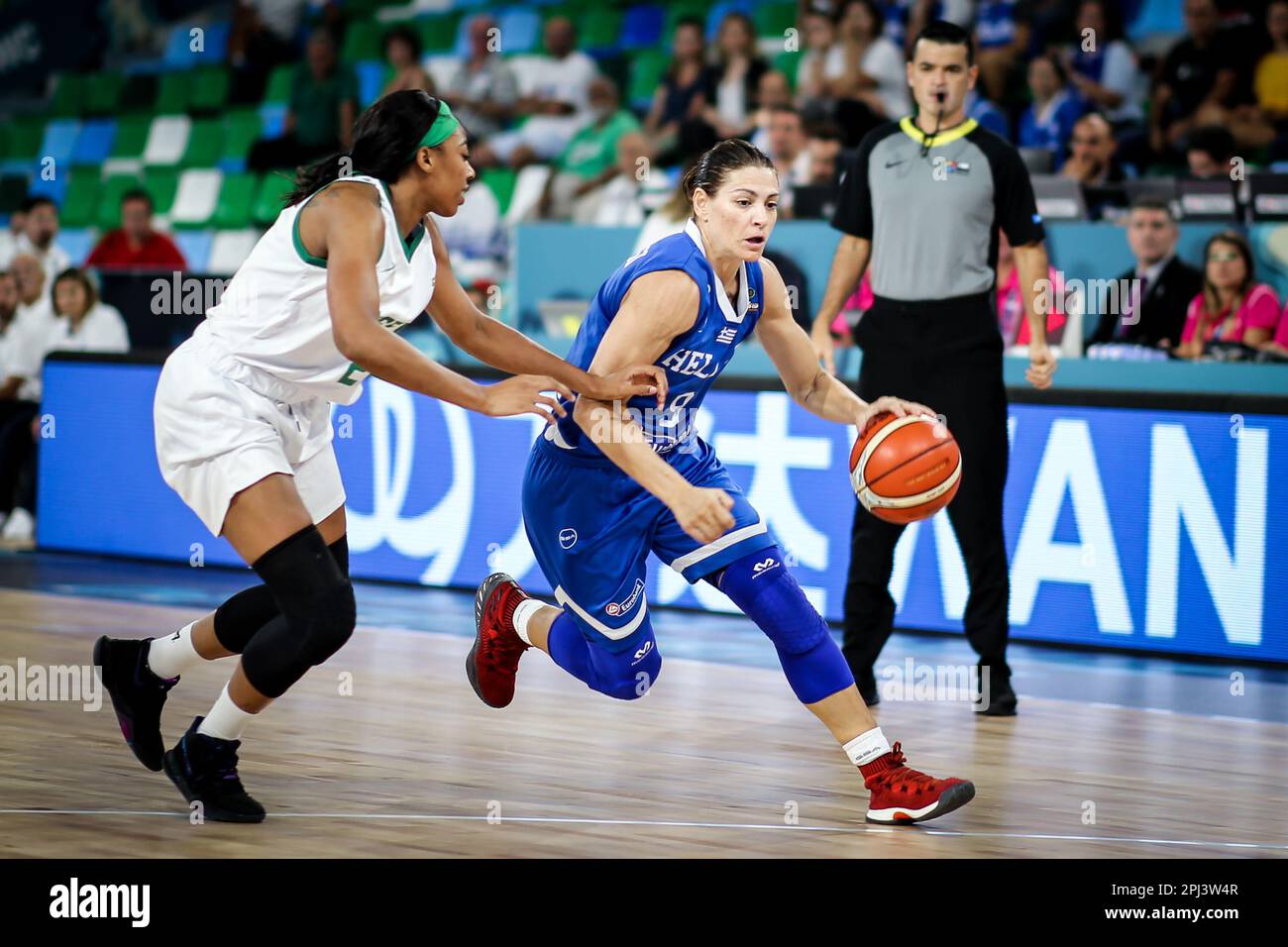 Espagne, Ténérife, 26 septembre 2018: La joueuse de basket-ball grecque Evanthia Maltsi en action pendant la coupe du monde de basket-ball féminin de la FIBA Banque D'Images