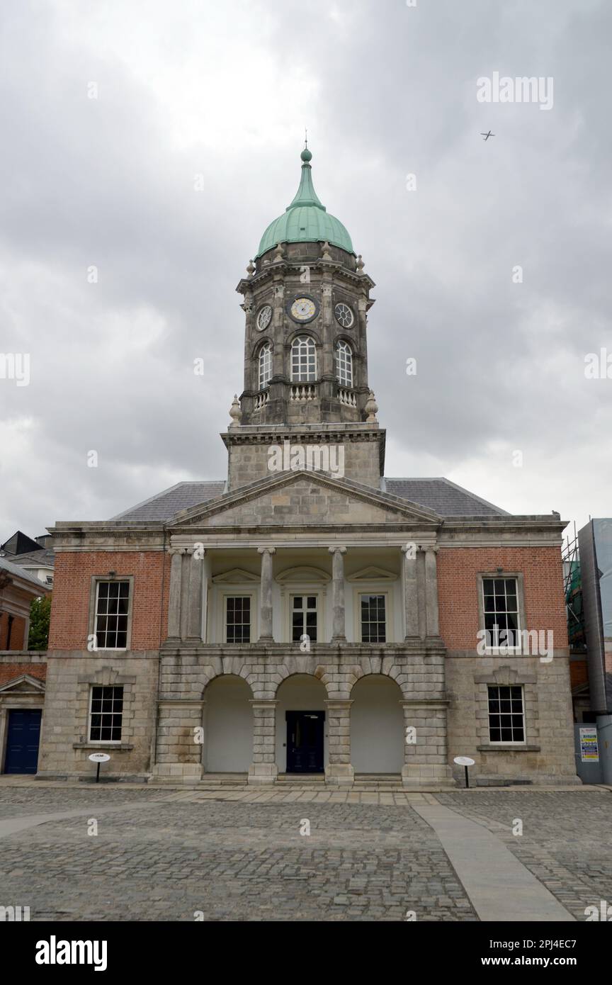 Irlande, Leinster, Dublin: Dublin Castle: Castle Hall avec Bedford Tower. Banque D'Images