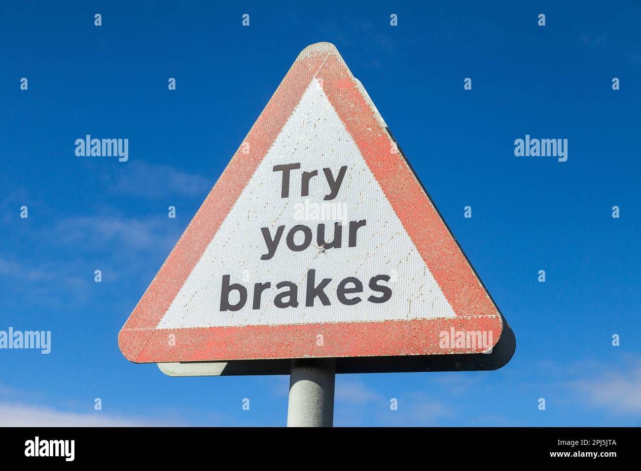 Essayez votre signalisation routière de freins après une rivière ford Banque D'Images