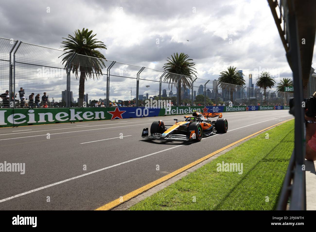 MELBOURNE, Australie, 31. Mars 2023 ; #81, Oscar PIASTRI, AUS, McLaren F1 Team, MCL60, moteur Mercedes pendant le Grand Prix australien de Formule 1 sur 31 mars 2023, Albert Park - Melbourne, Formel 1 Rennen en Australie, Motorsport, F1 GP, Honorarpflichtiges Foto, image payante, Copyright © Clay CROSS / ATP images (CROSS Clay / ATP / SPP) Banque D'Images