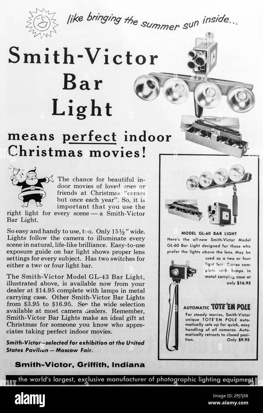 Barre lumineuse Smith-Victor - publicité de films de Noël en intérieur dans un magazine NatGeo, 1959 Banque D'Images