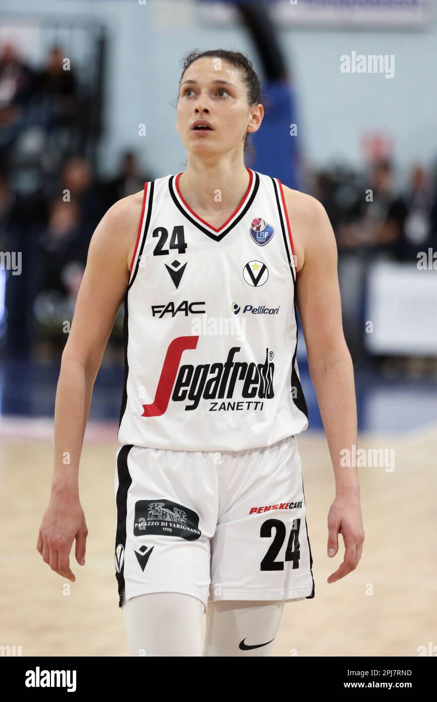 Campobasso, Italie. 30th mars 2023. Zandalasini Cecilia de Bologne pendant le match entre la Molisana Magnolia Campobasso vs Virtus Segaf dans la coupe italienne de basket-ball pour femmes, à la Molisana. La Molisana Magnolia Campobasso a perdu le dernier trimestre contre Virtus Segafredo Bologna avec le score 71-96 (photo par Davide Di Lalla/SOPA Images/Sipa USA) Credit: SIPA USA/Alay Live News Banque D'Images