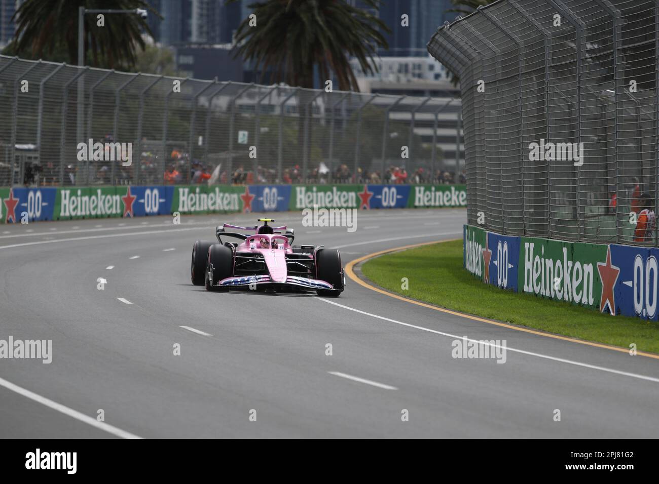 Albert Park, Melbourne, Victoria, Australie. 01st avril 2023. FIA Formula One World Championship 2023 - Formule 1 Rolex Australian Grand Prix - Esteban Ocon de France conduite de l'écurie BWT Alpine F1 A523 en 31 FP3 pour le Championnat du monde Formule 1 de la FIA 2023 crédit-image : brett keating/Alay Live News Banque D'Images