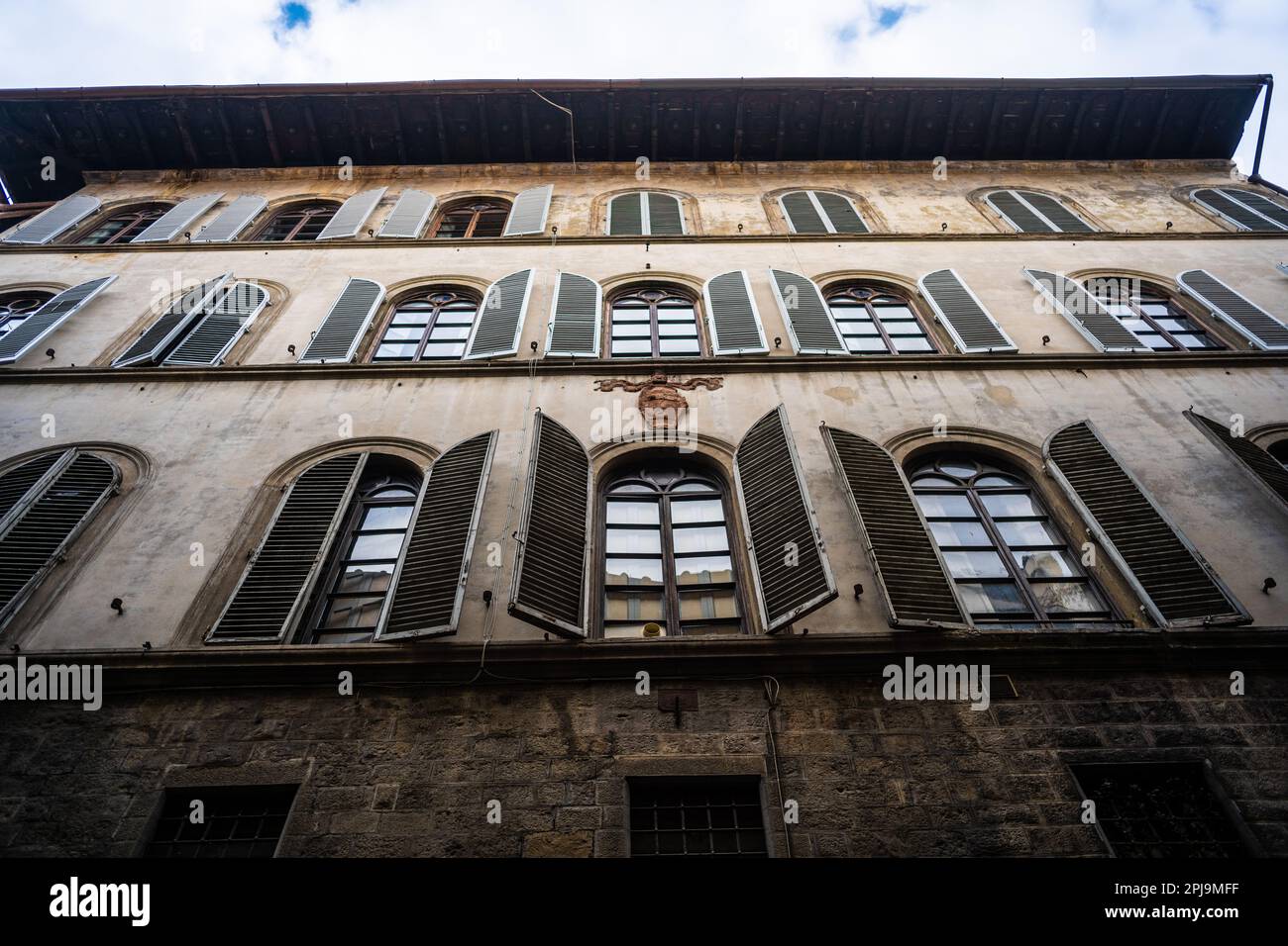 Bâtiment de style Palazzo. Vue sur la rue à Florence, Italie Banque D'Images