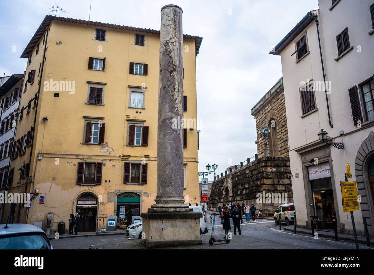 Colonna di San Felice à Pizza Sn Felice près de la place Pitti à Florence. Érigé par Cosimo I pour marquer la victoire à la bataille de Marciano Banque D'Images