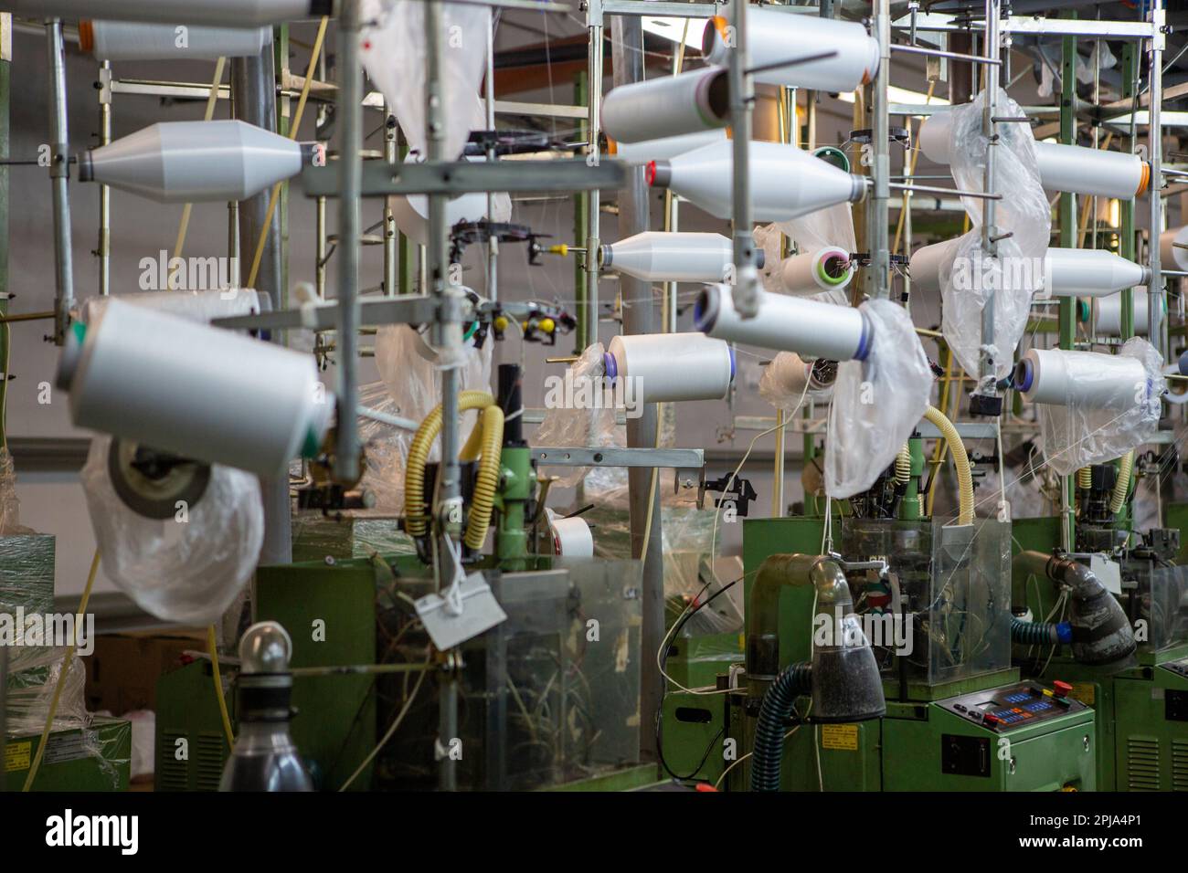 3 Tendeurs Pour Machine à Tricoter Sentro - Compatible 22, 32, 40, 48 Pics - Rose - Acrylique