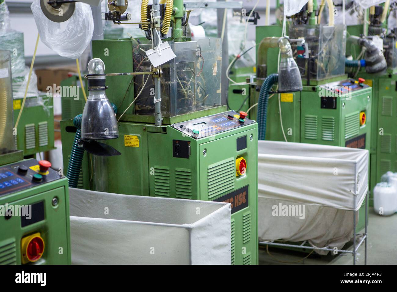 Steiger - Un constructeur Suisse de machines à tricoter - Les