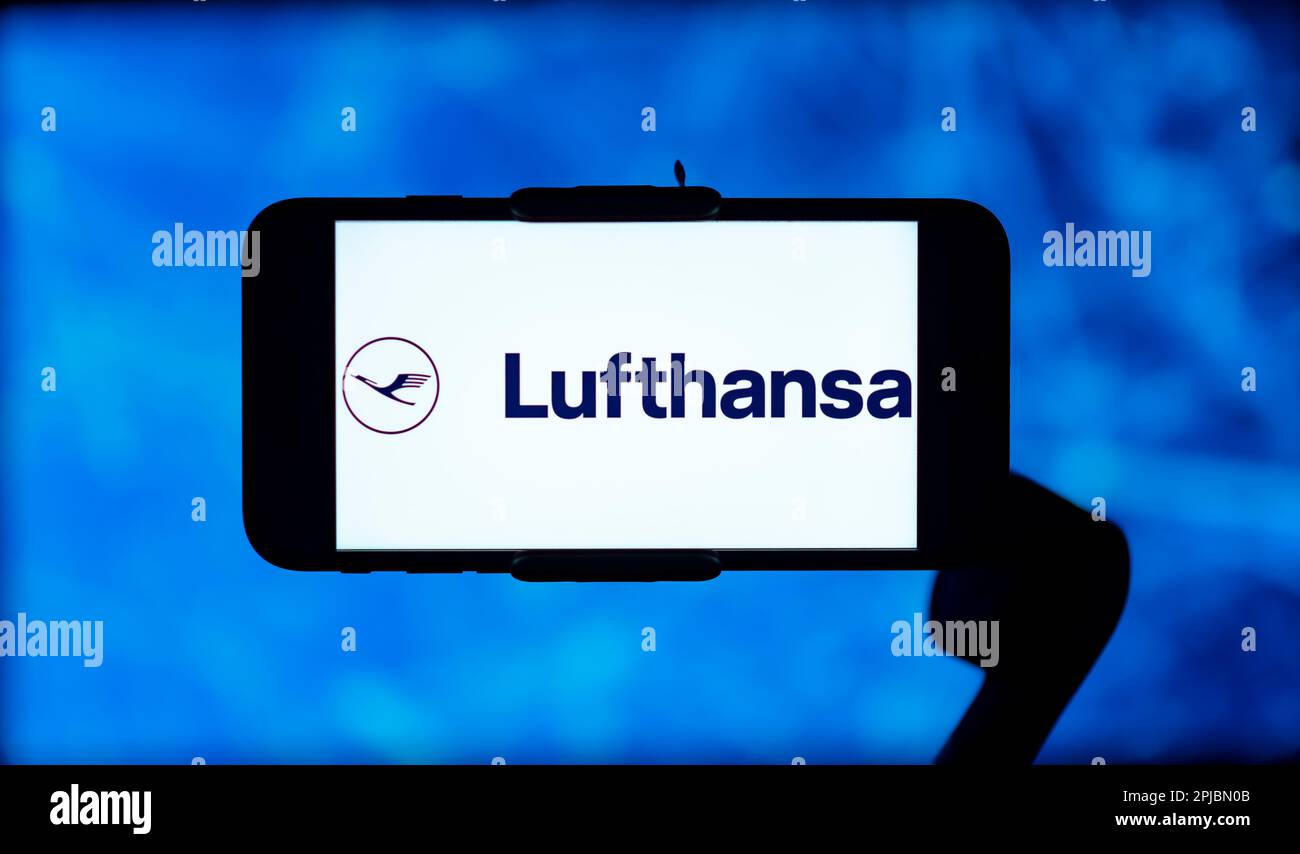 Inde. 1st avril 2023. Sur cette photo, le logo Lufthansa est affiché sur l'écran d'un téléphone portable. (Credit image: © Idrees Abbas/SOPA Images via ZUMA Press Wire) USAGE ÉDITORIAL SEULEMENT! Non destiné À un usage commercial ! Banque D'Images