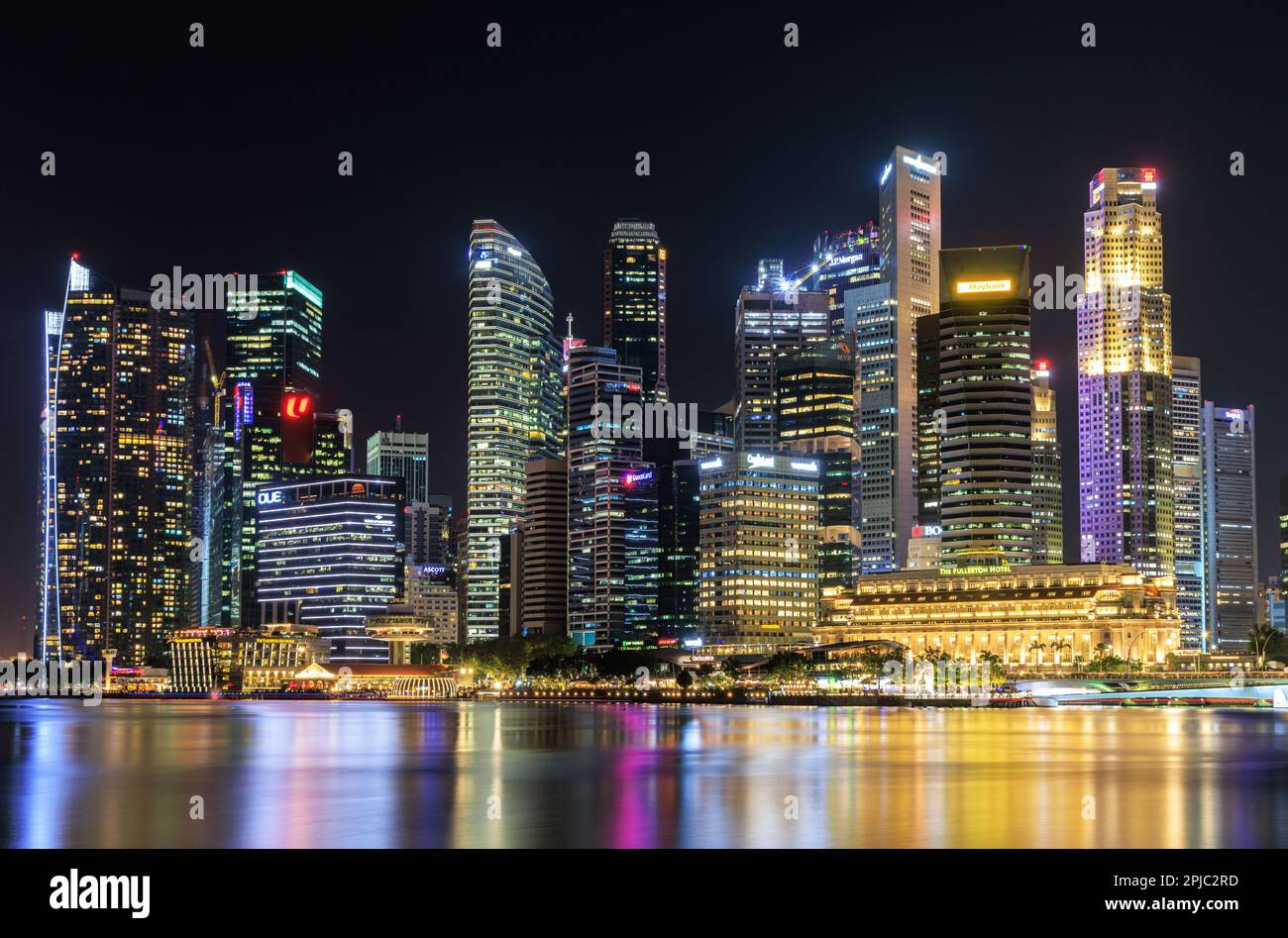 Marina Bay, Singapour de nuit Banque D'Images