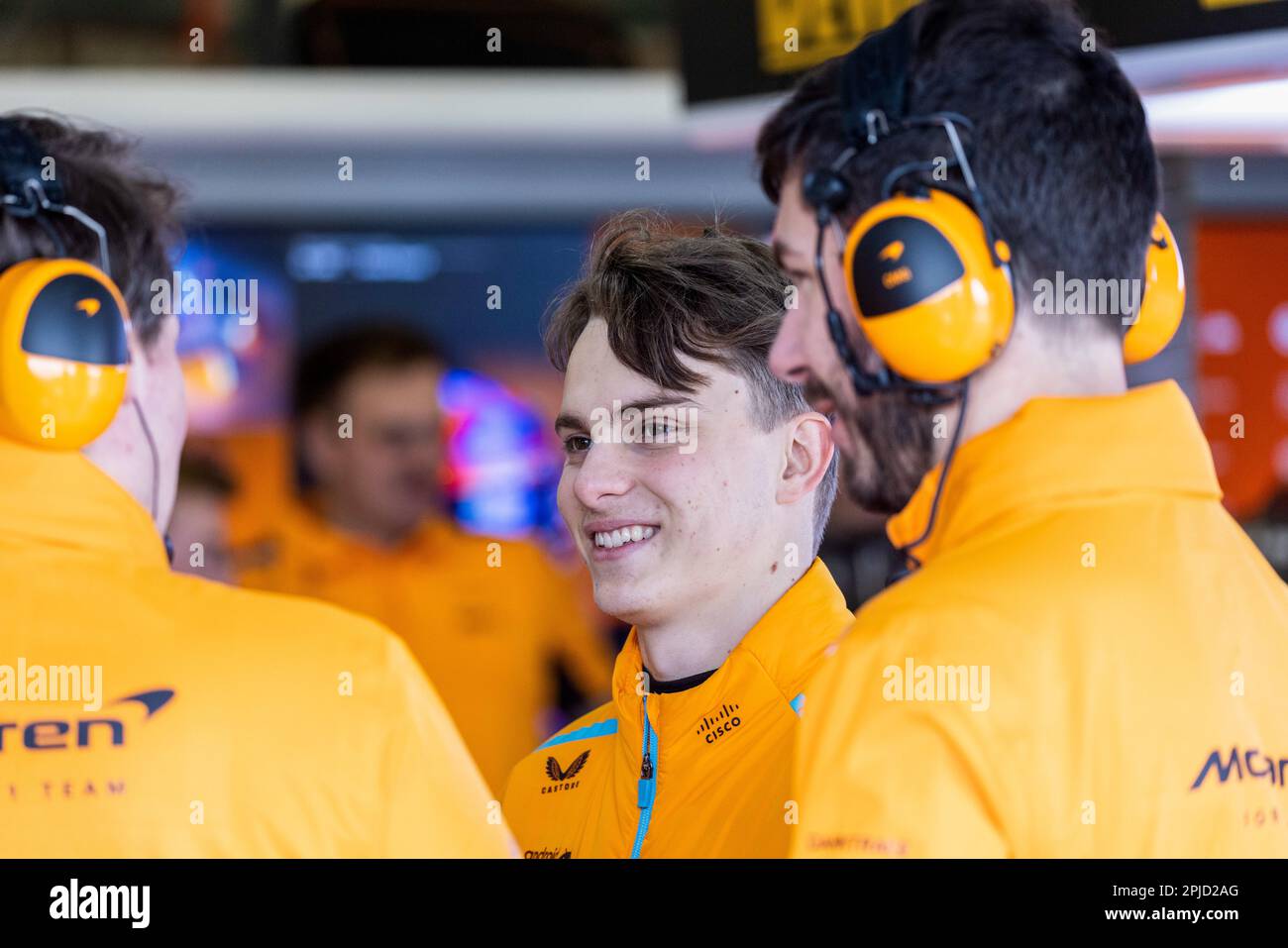 Melbourne, Australie. 01st avril 2023. Oscar Piastri d'Australie et (81) McLaren MCL36 dans les fosses lors de la dernière pratique devant le Grand Prix d'Australie F1 sur le circuit du Grand Prix d'Albert Park. Crédit : SOPA Images Limited/Alamy Live News Banque D'Images