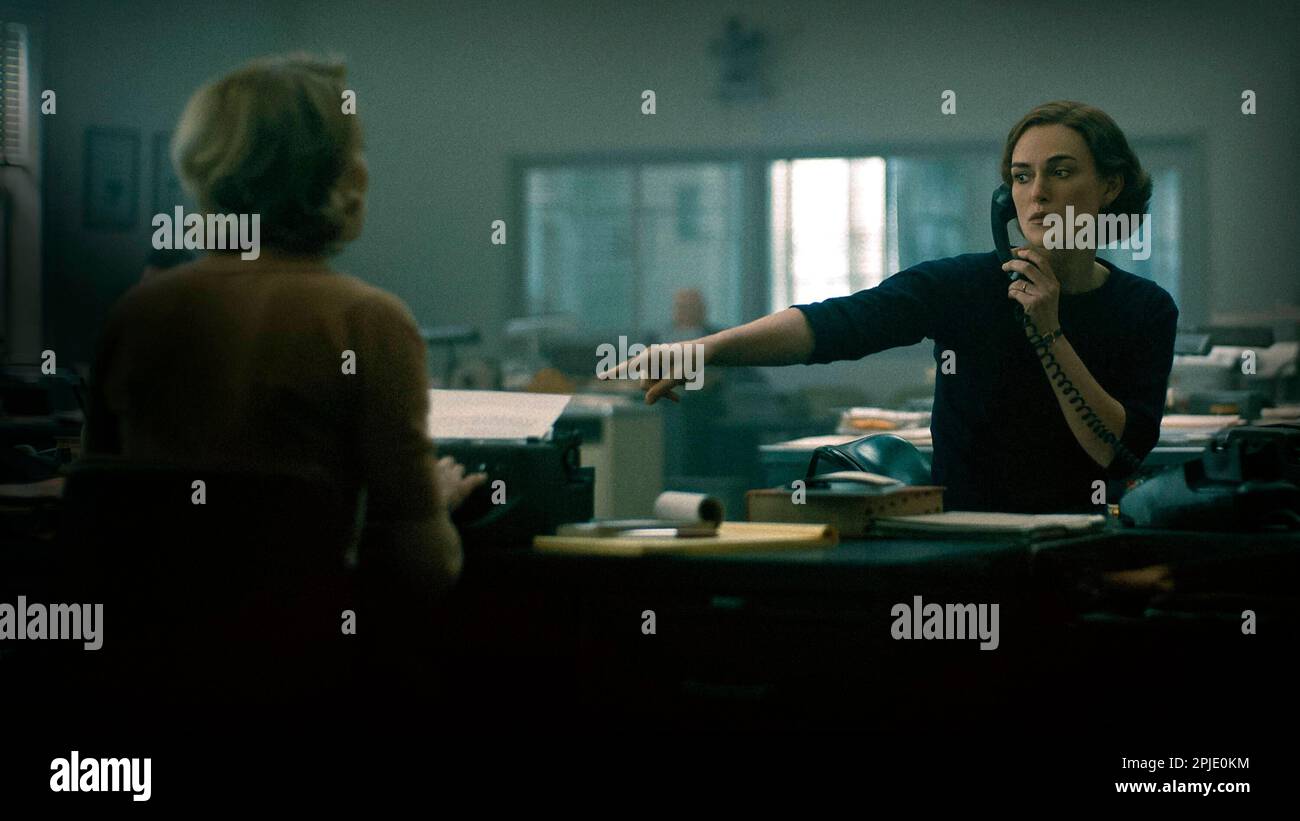 KEIRA KNIGHTLEY à BOSTON STRANGLER (2023), dirigé par MATT RUSKIN. Crédit: 20th CENTURY STUDIOS / Album Banque D'Images