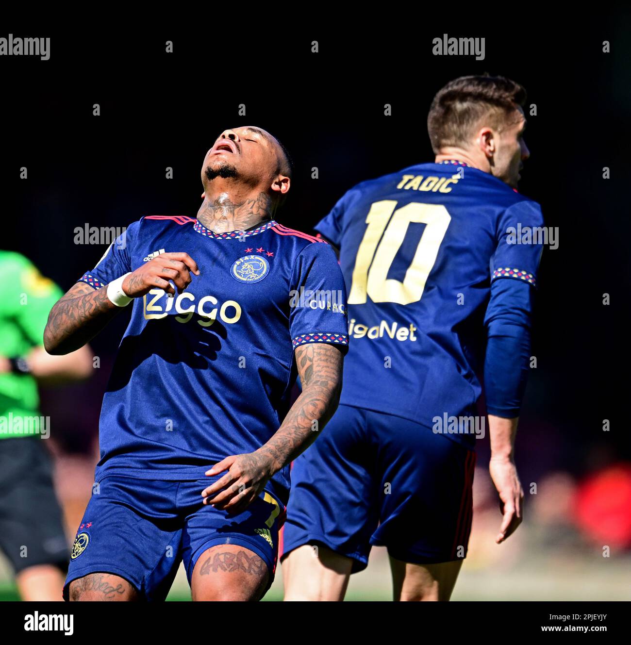 DEVENTER -Steven Bergwijn, Dusan Tadic Pendant Le Match De Première ...