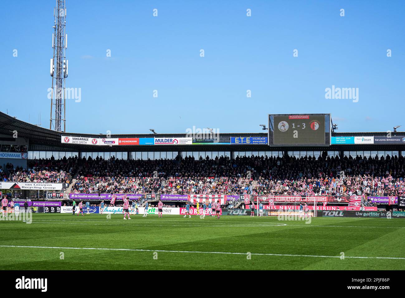 Rotterdam - le score du match entre Sparta Rotterdam et Feyenoord à Het Kasteel le 2 avril 2023 à Rotterdam, pays-Bas. (Box to Box Pictures/Yannick Verhoeven) Banque D'Images