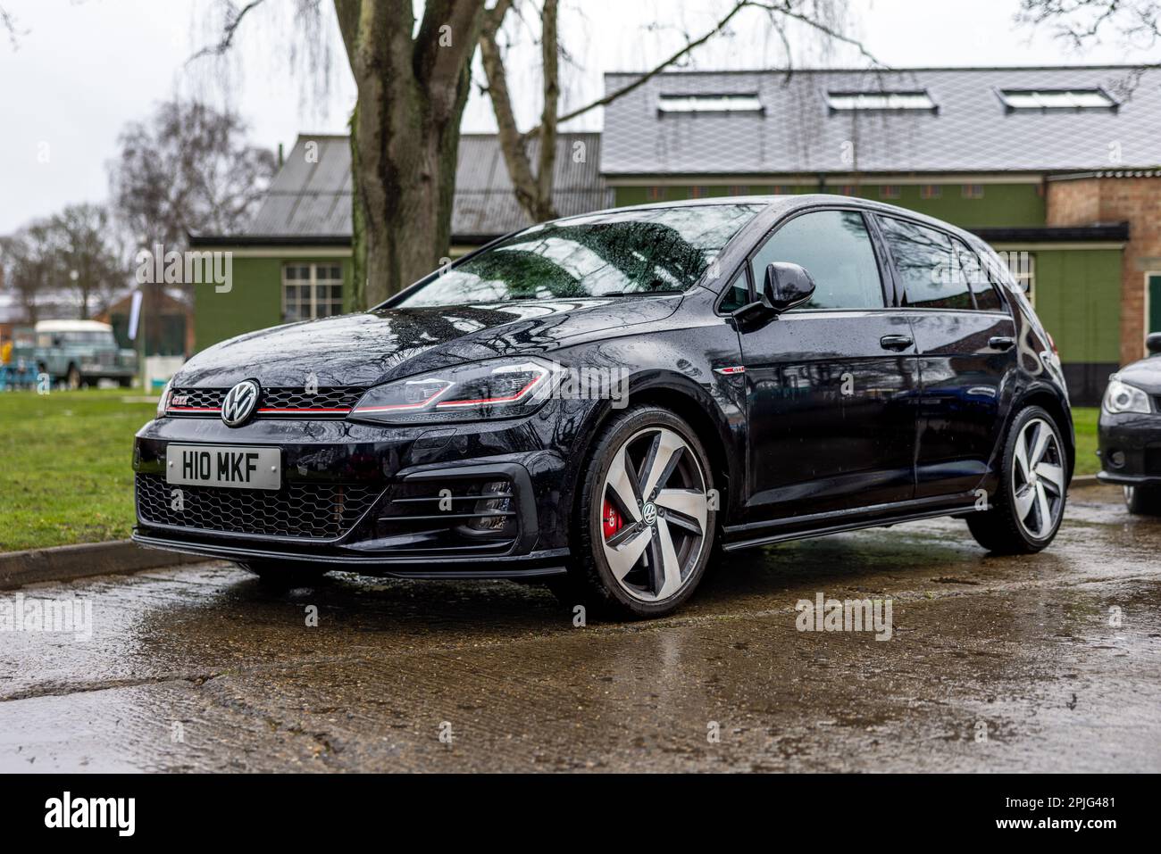 2020 Volkswagen Golf GTI Performance TSI, exposé à l'Assemblée Motorsport tenue au Bicester Heritage Centre le 26th mars 2023. Banque D'Images