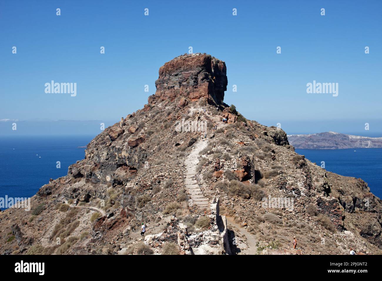 Le rocher de Skaros, vu d'Imerovigli, Santorin, Grèce Banque D'Images