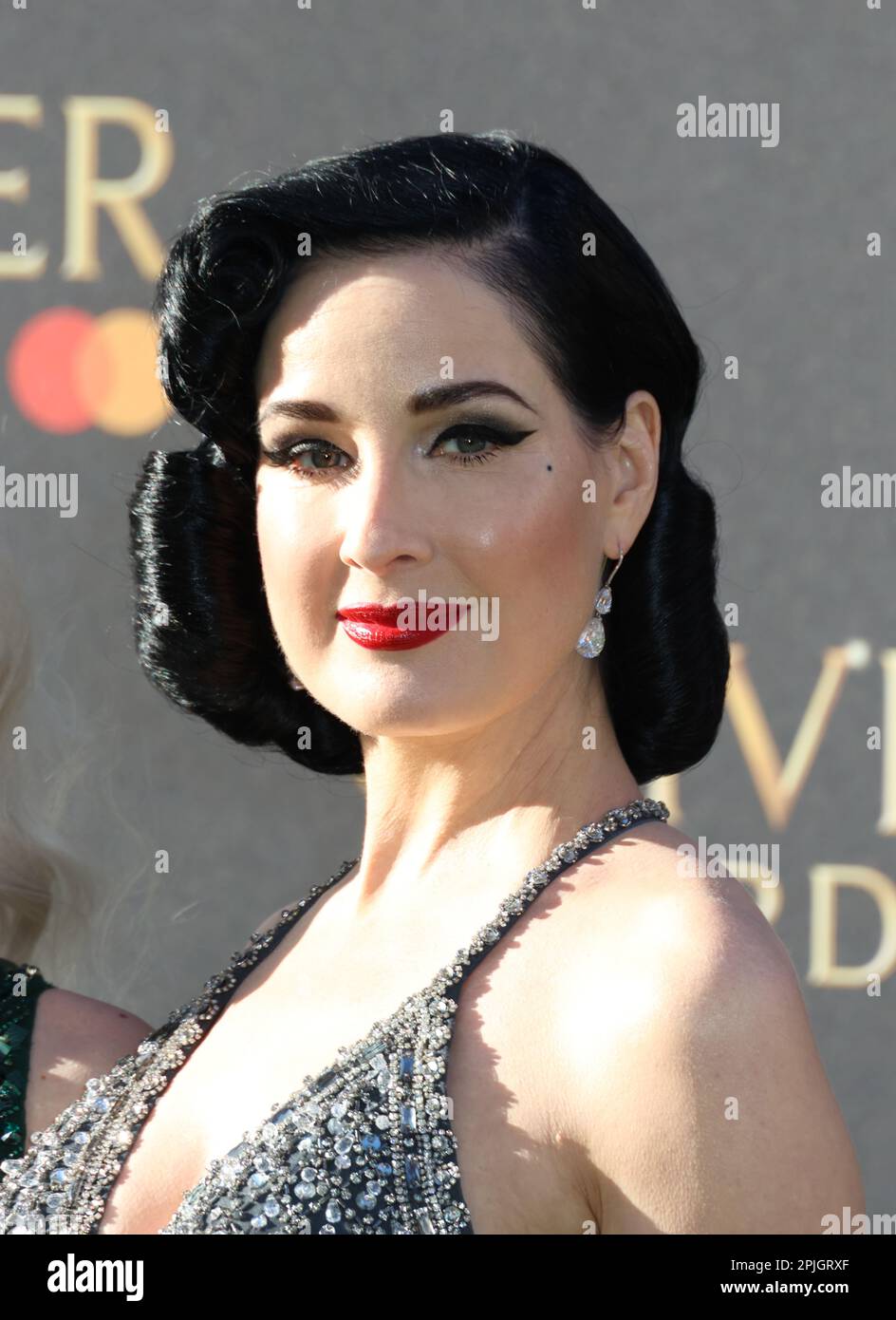DITA Von Teese, Olivier Awards 2023, Royal Albert Hall, Londres, RoyaumeUni, 02 avril 2023