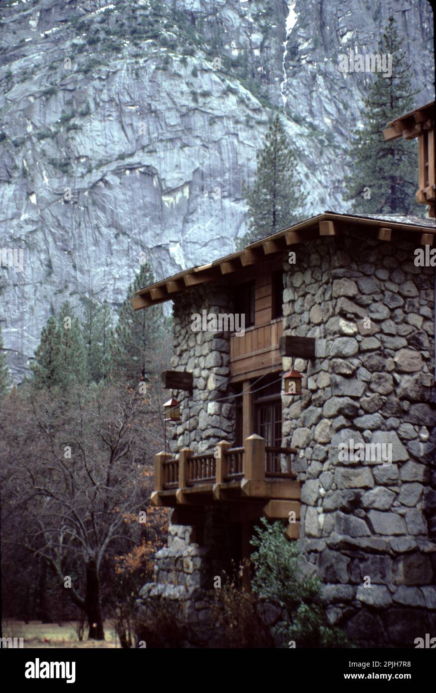 Parc national de Yosemite, Californie, ÉtatsUnis 1986. L'hôtel