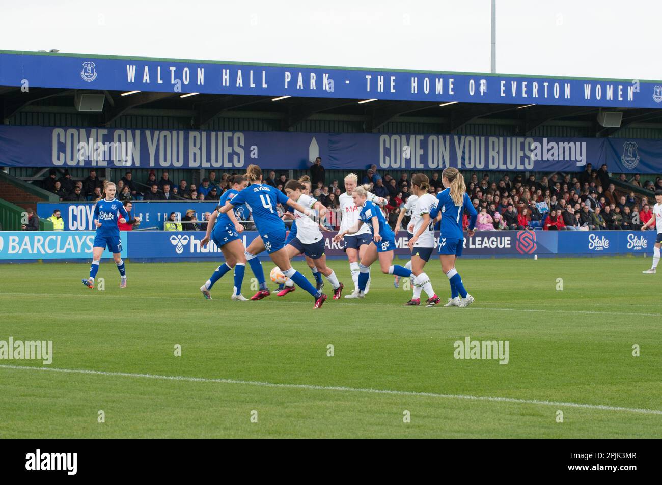 WSL Everton V Tottenham Hotspur au stade Walton Park, Liverpool note 2-1 à Everton (Terry Scott/SPP) crédit: SPP Sport Press photo. /Alamy Live News Banque D'Images