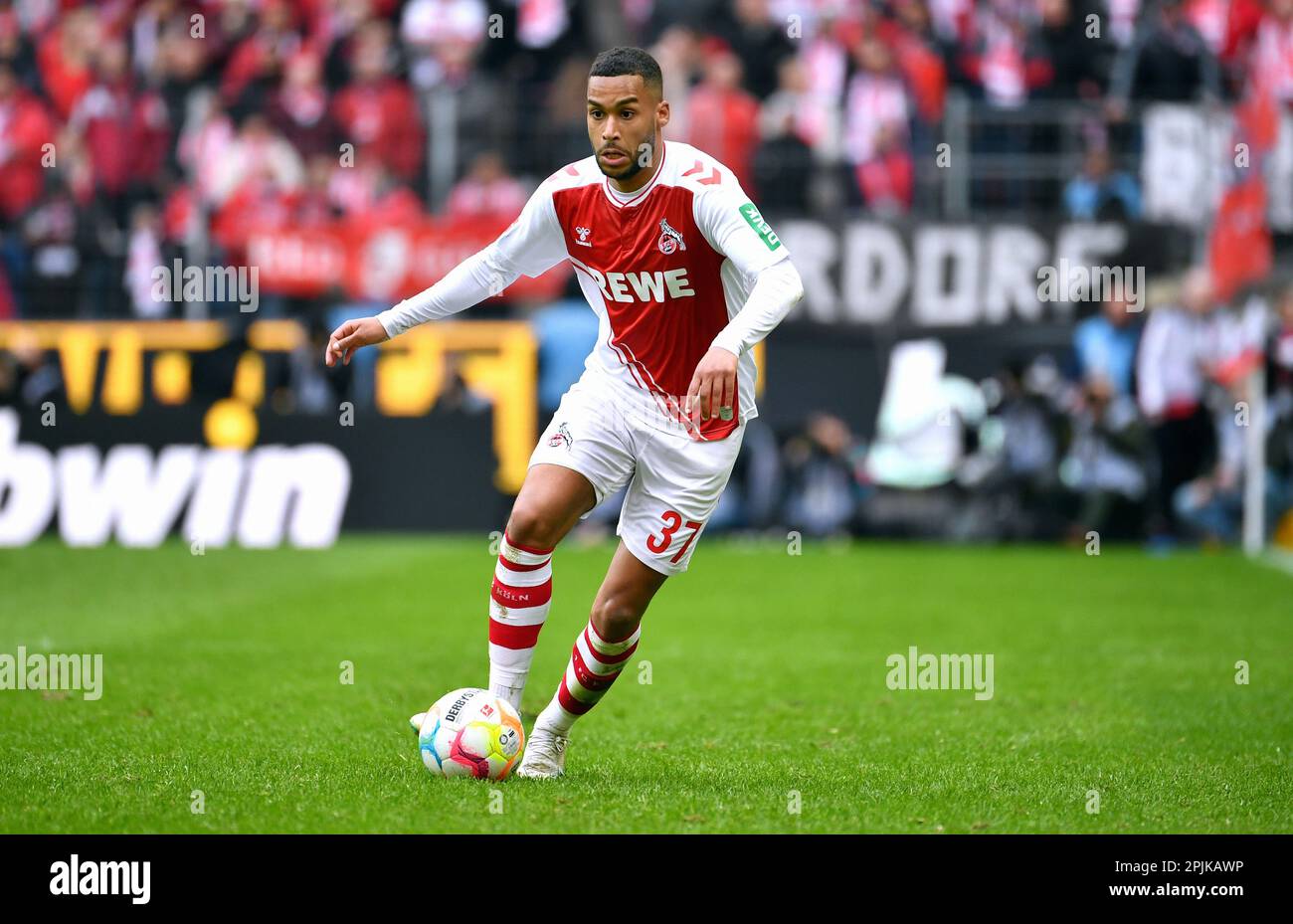 Bundesliga, Rhein Energie Stadium Cologne: 1. FC Köln contre Borussia Mönchengladbach; Linton Maina (KOE) Banque D'Images