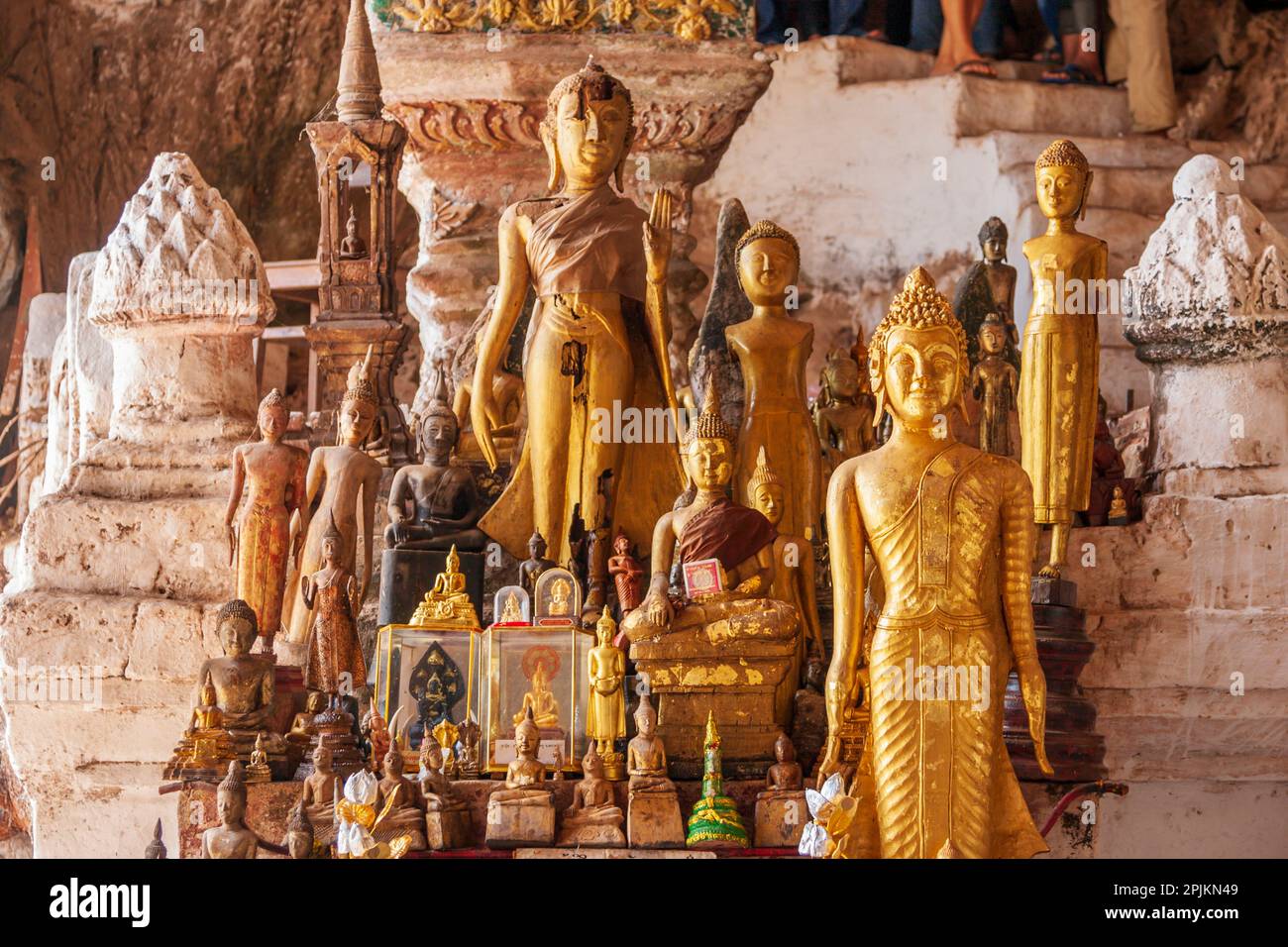 Laos, Luang Prabang. Pack ou Grottes de Tham Ting. Banque D'Images