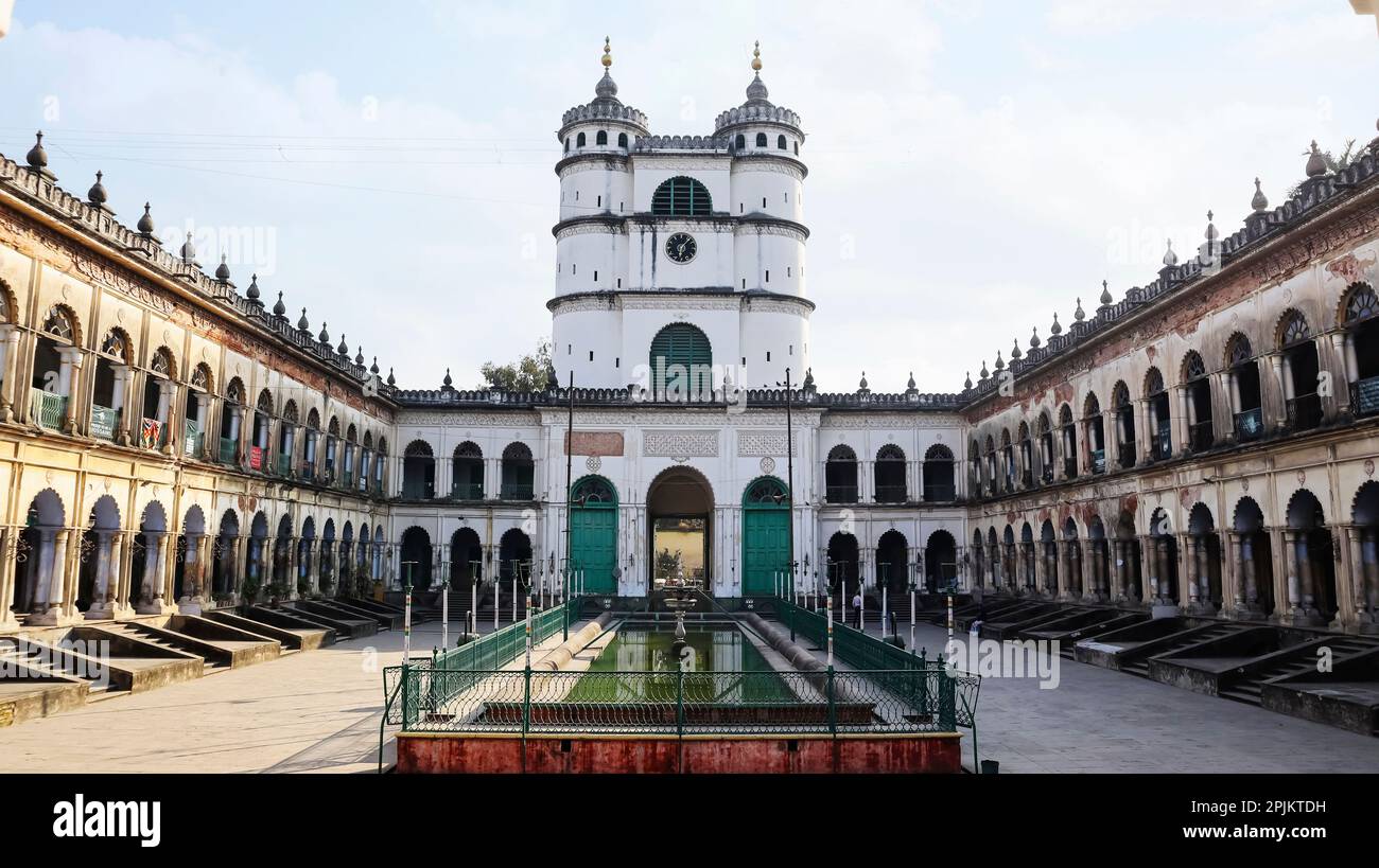 Vue intérieure de Hooghly Imambara, Chinsurah, Bengale-Occidental, Inde. Banque D'Images