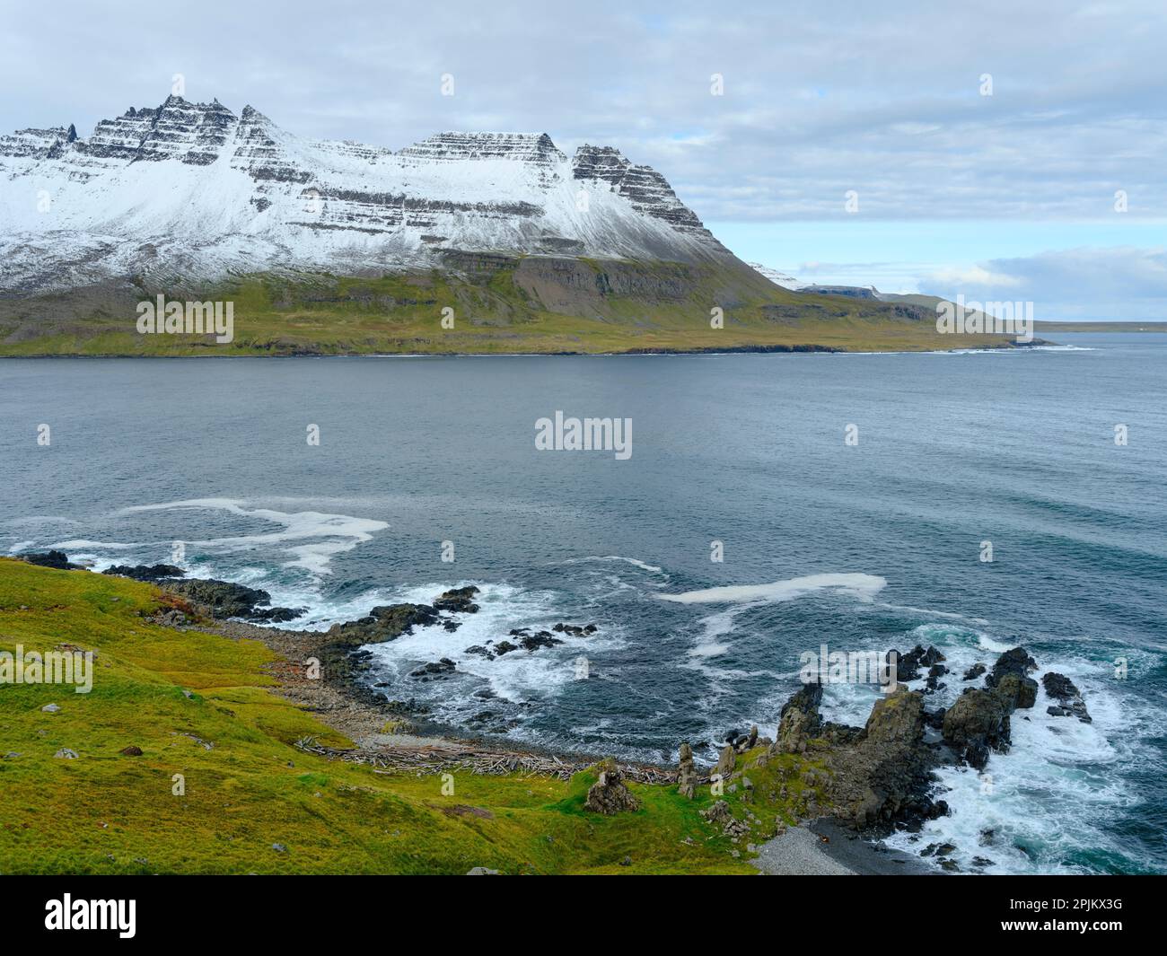 Paysage au fjord Veidileysufjordur. Les Westfjords à la fin de l'automne. Europe, Islande Banque D'Images