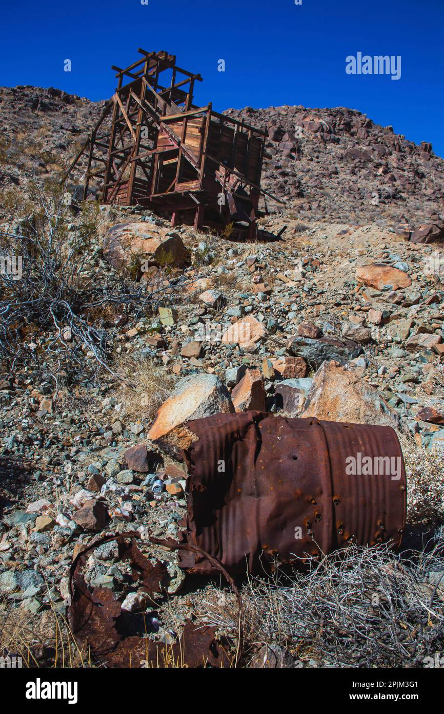 Brooklyn Mine Road, Old Dale Mining District, Mojave Desert, Californie Banque D'Images
