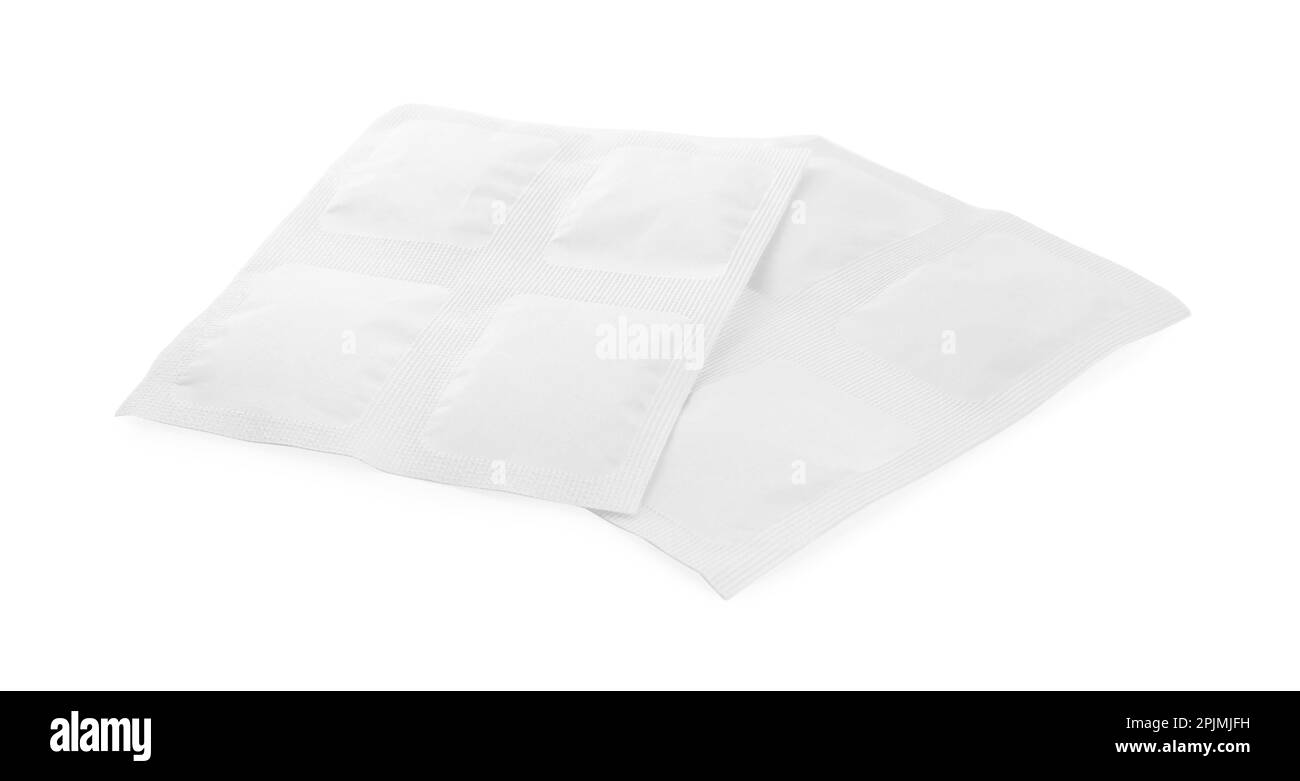 Emplâtres à la moutarde sur fond blanc. Médecine alternative Banque D'Images