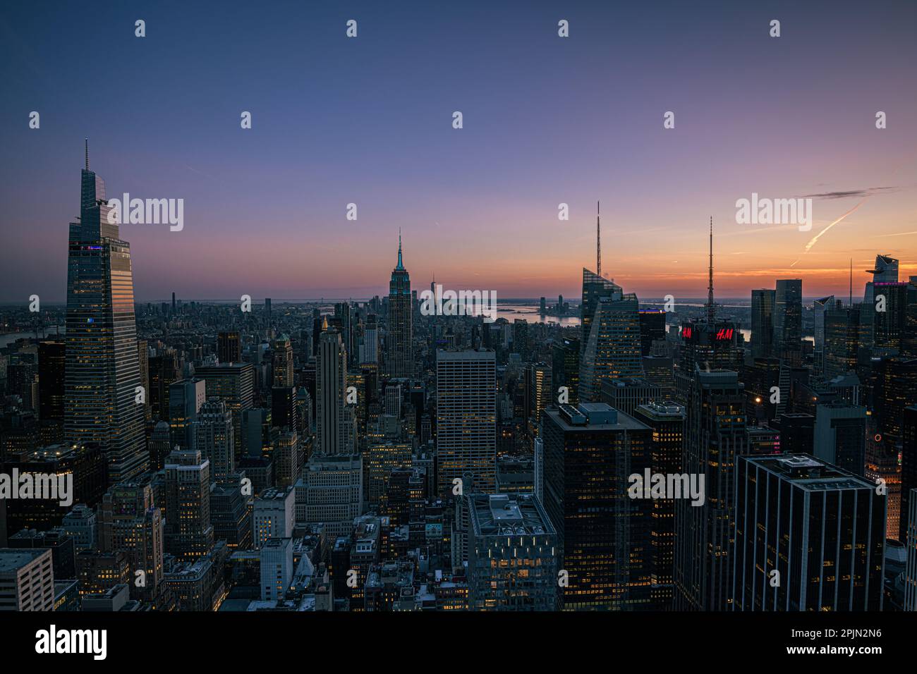 Vue depuis Rockefella Center, Manhattan, New York au coucher du soleil Banque D'Images