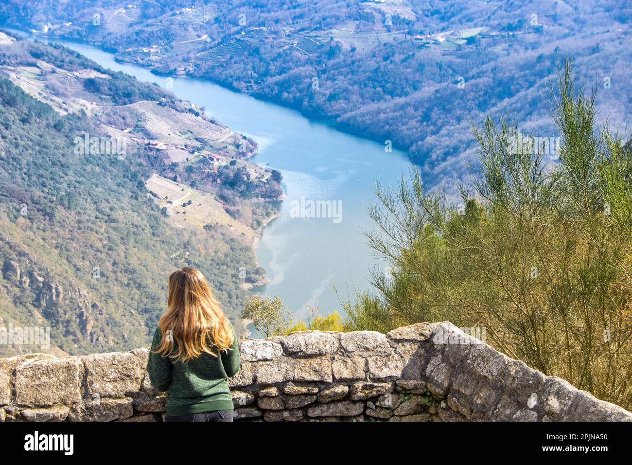 Paysage de Ribeira Sacra et rivière Sil canyon en Galice, Espagne Banque D'Images