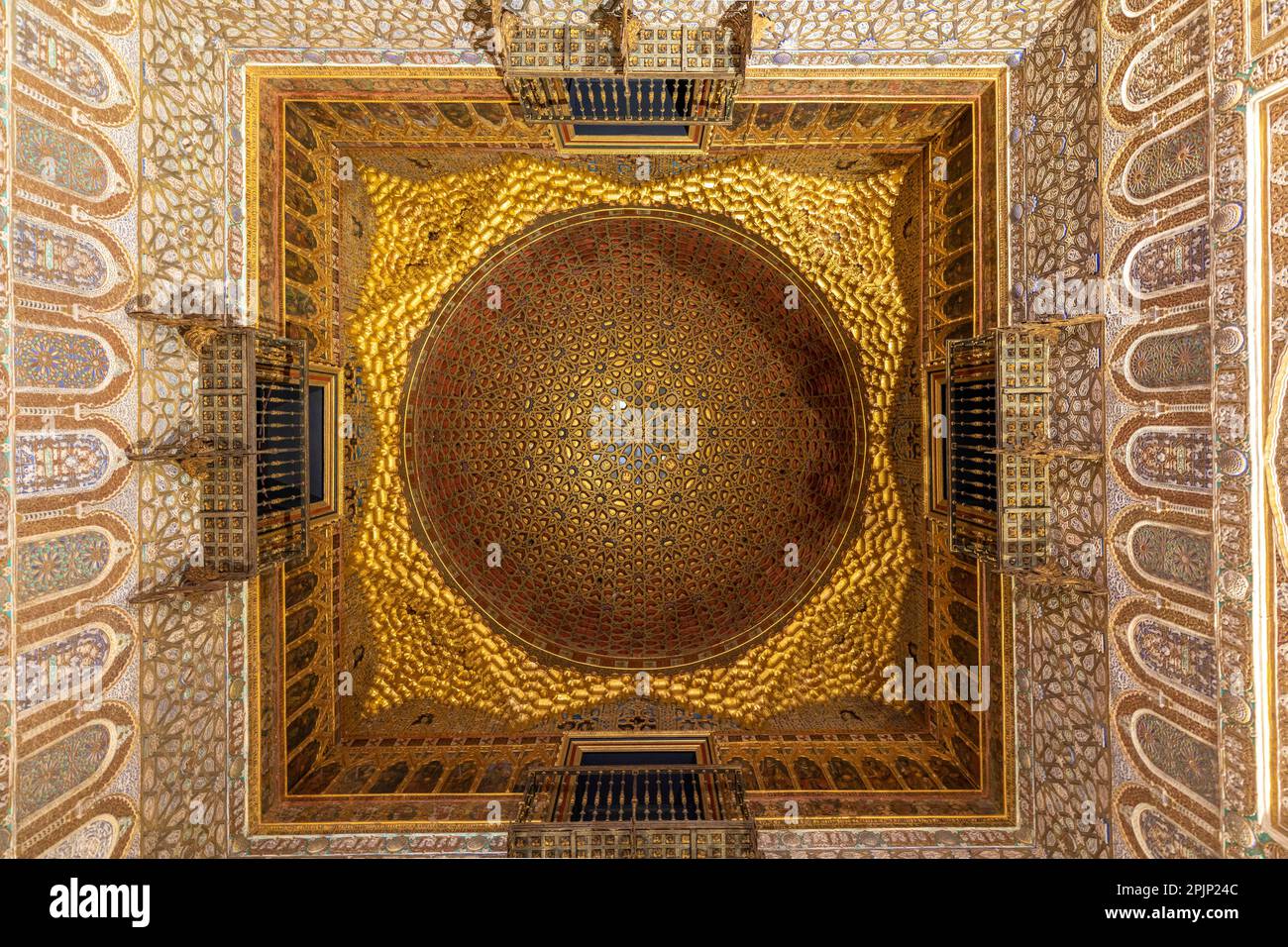 La salle des Ambassadeurs dans les Alcazars royaux de Séville, Séville, Andalousie, Espagne, Europe du Sud-Ouest Banque D'Images