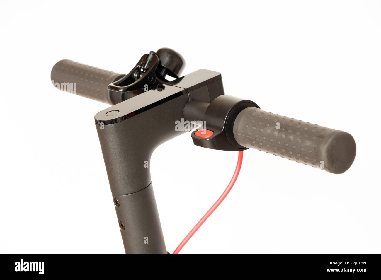 Scooter électrique noir sur fond blanc , transport en ville Banque D'Images