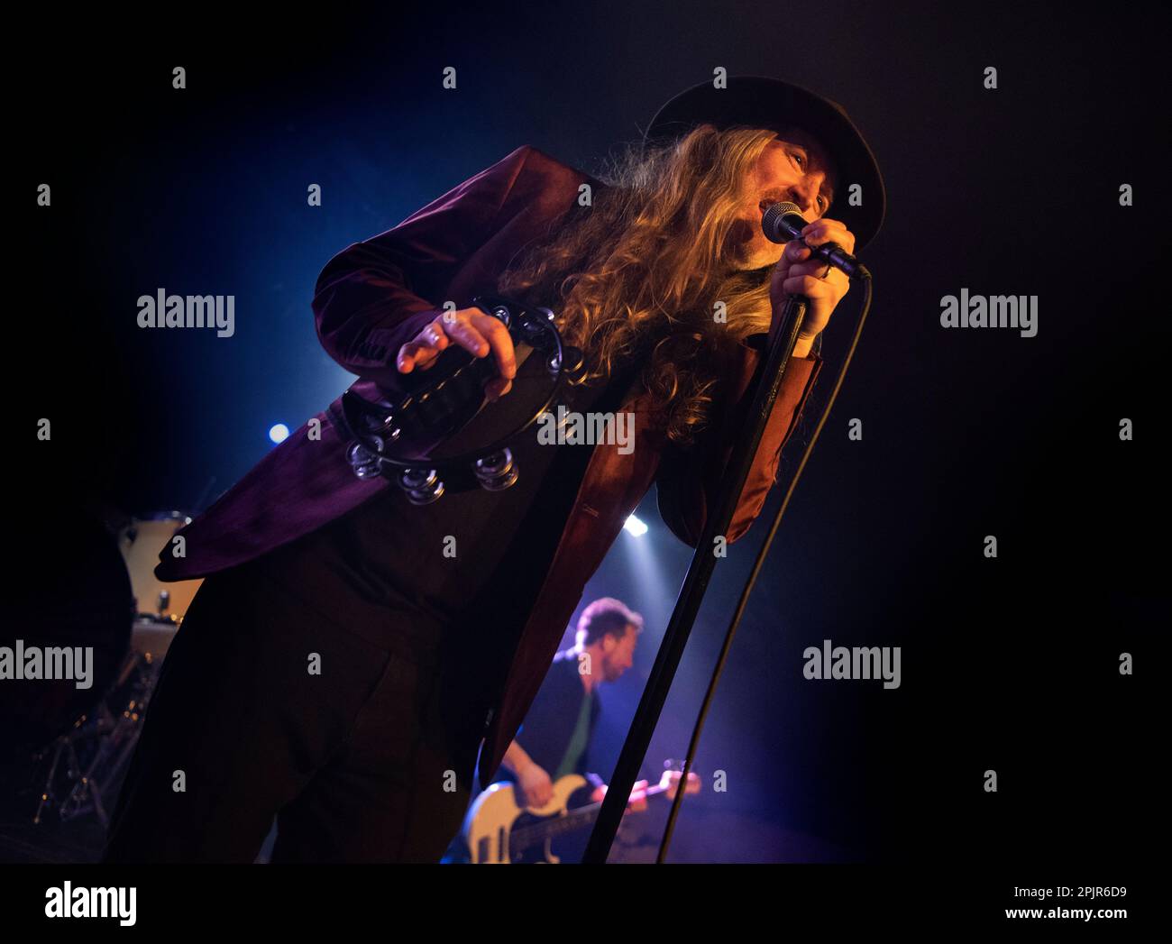 Les rockers irlandais The Answer (Cormac Neeson) en concert au Birmingham O2 Institute, le 17th mars 2023 - le jour même de la sortie de leur nouvel album "Sundowers", et aussi, St. Patrick. Banque D'Images