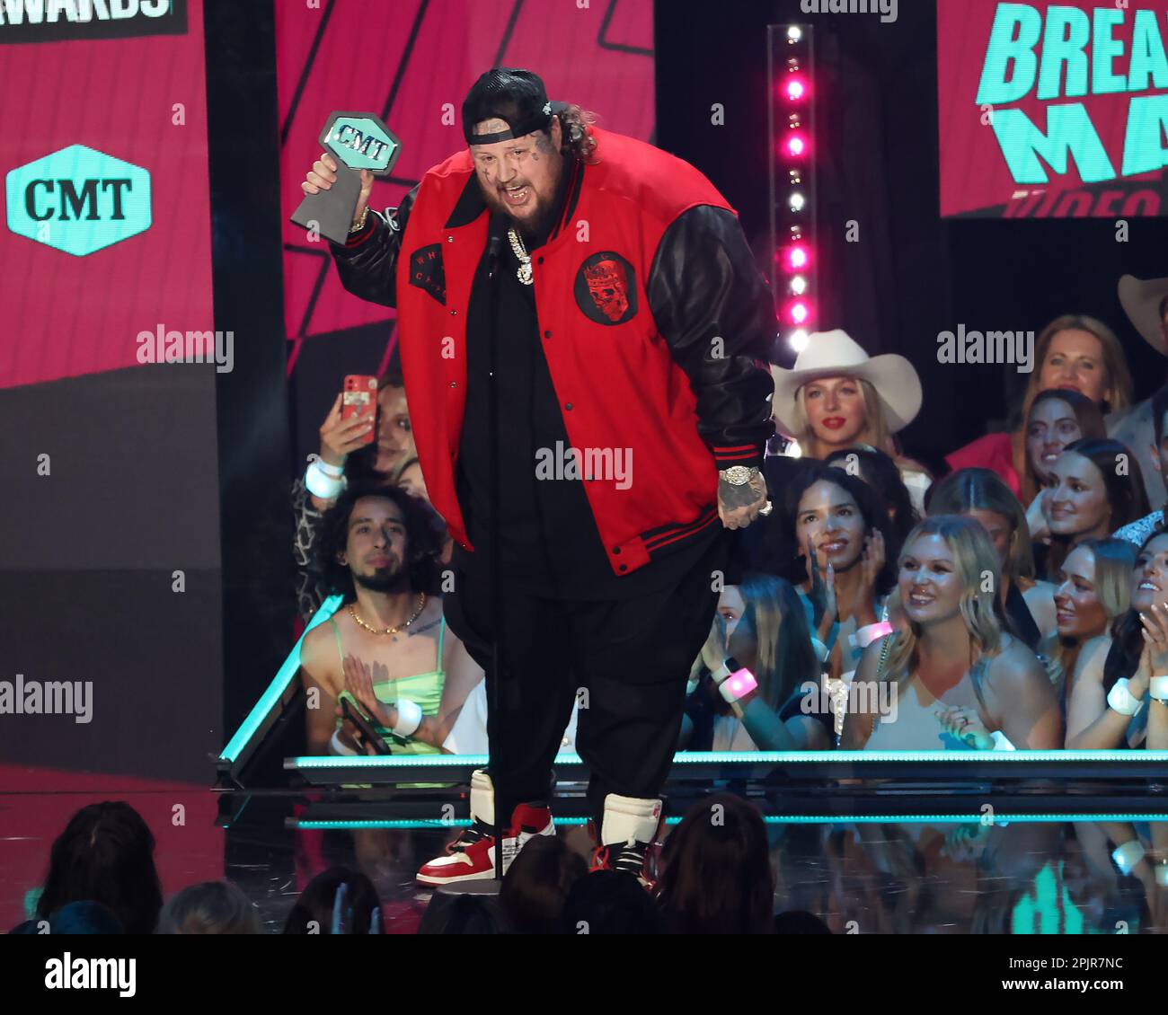 Jelly Roll Award Cmt 2023