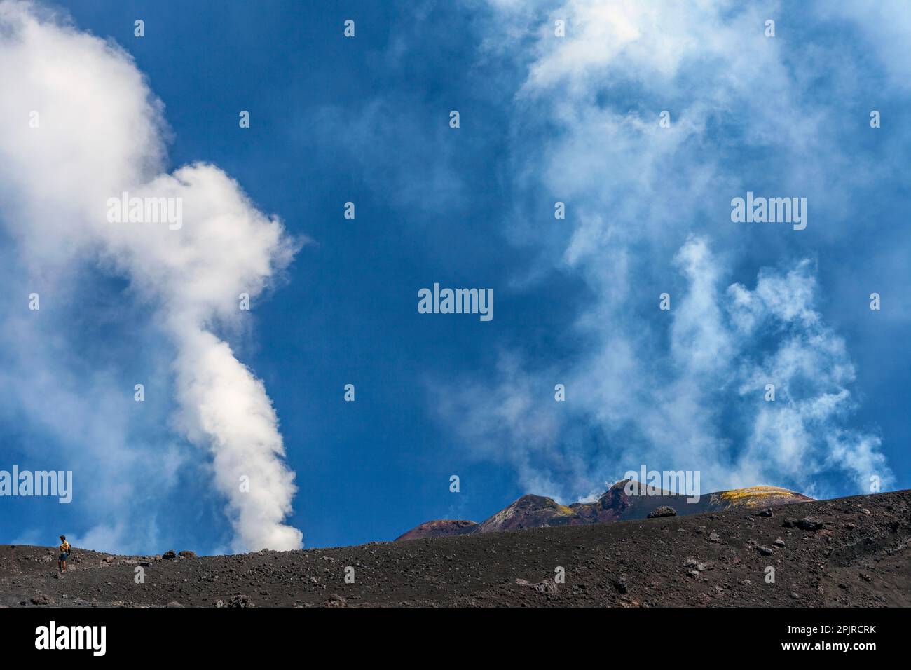 Vapeur volcanique active sur l'Etna, le plus haut volcan d'Europe Banque D'Images
