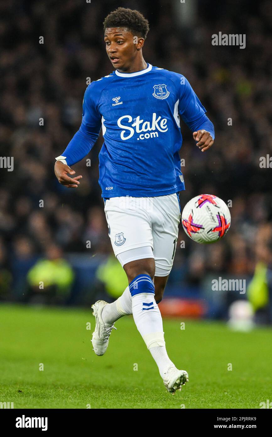 Demarai Gray #11 d'Everton en action pendant le match de Betfred Super League Round 7 Salford Red Devils vs Huddersfield Giants au AJ Bell Stadium, Eccles, Royaume-Uni, 2nd avril 2023 (photo de Craig Thomas/News Images), le 4/2/2023. (Photo de Craig Thomas/News Images/Sipa USA) crédit: SIPA USA/Alay Live News Banque D'Images