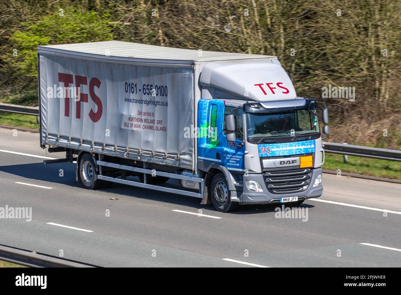 TFS Trans Bridge Freight Services Ltd DAF 250 FA 6700cc véhicule diesel Banque D'Images