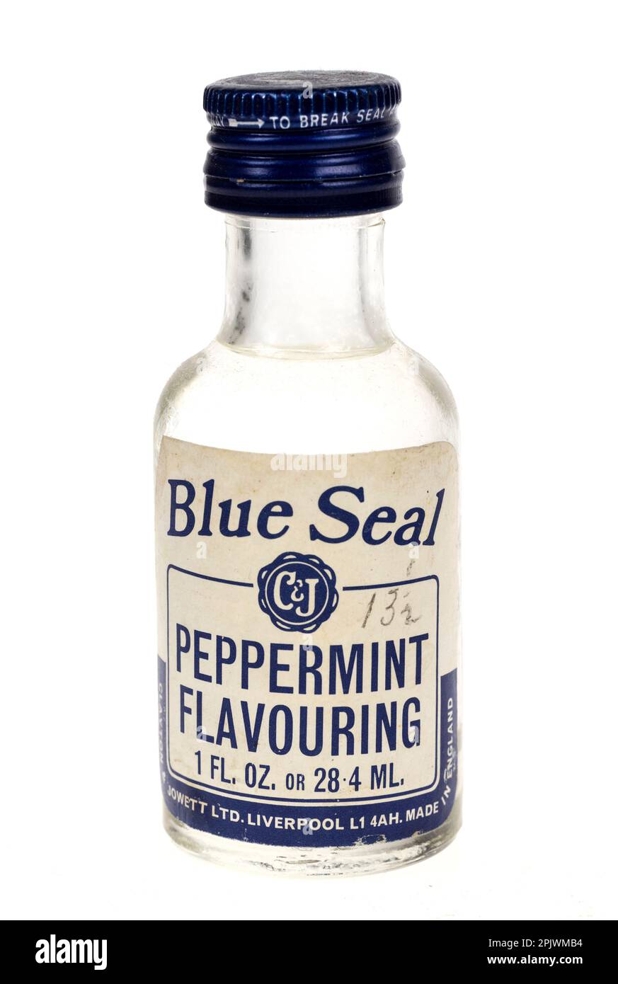 Blue Seal bouteille aromatisante à la menthe poivrée pour la cuisson vers 1960s Banque D'Images