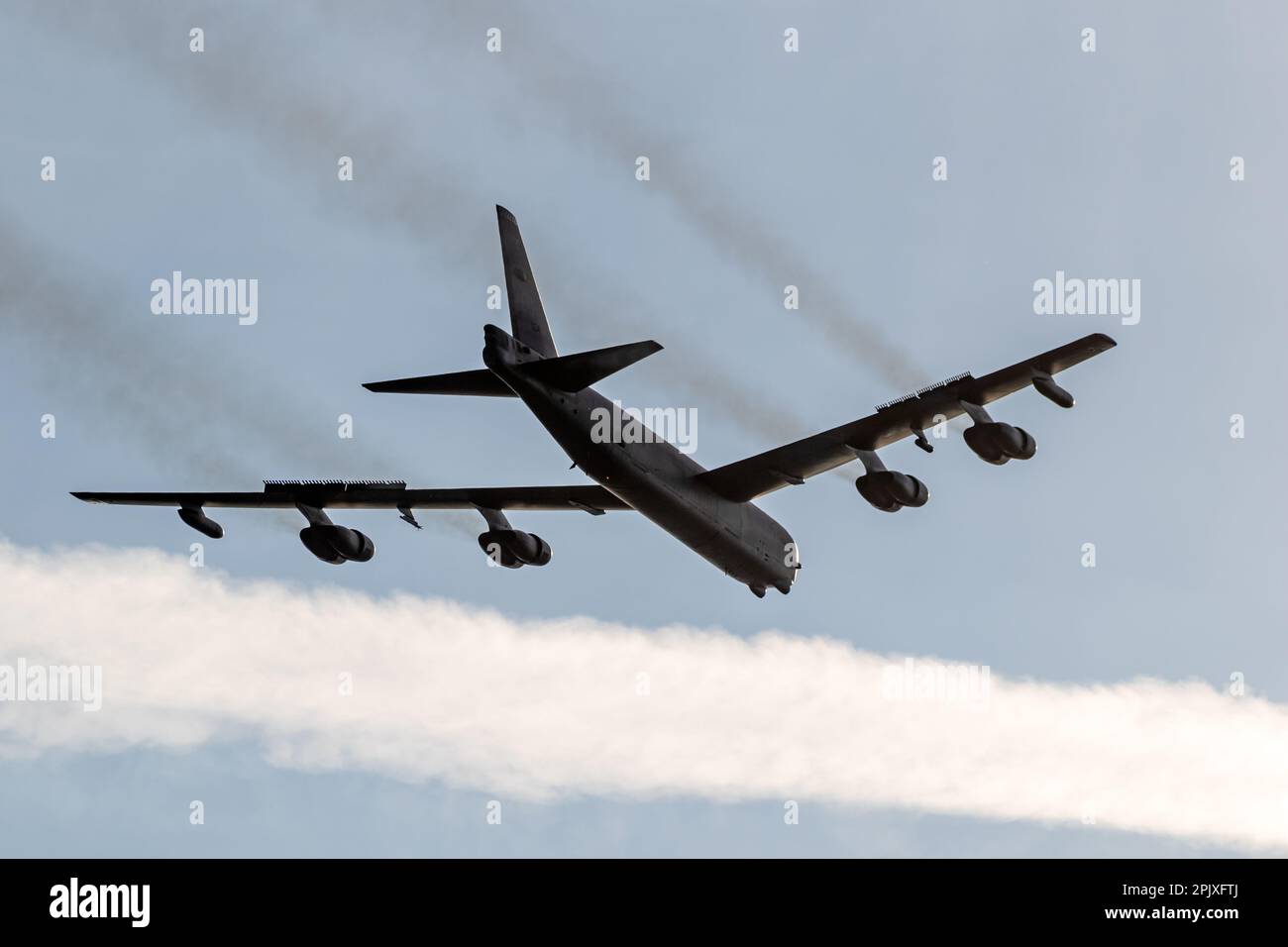 BOMBARDIER B-52 StratoFortress BOEING DE LA US Air Force effectuant un passage bas. Sanicole, Belgique - 13 septembre 2019 Banque D'Images